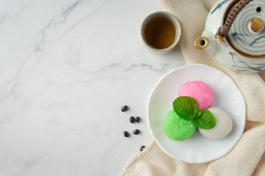 Siyah fasulyeli tatlı yemeği.