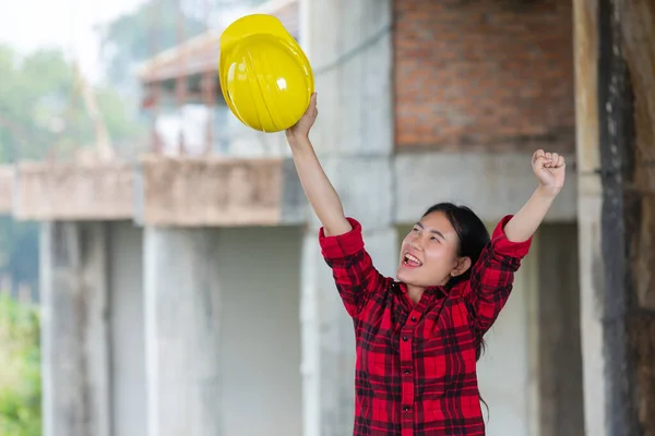 Workers Woman Holding Helmet Hand Eve Holidays Happy Holidays Labor — Fotografia de Stock