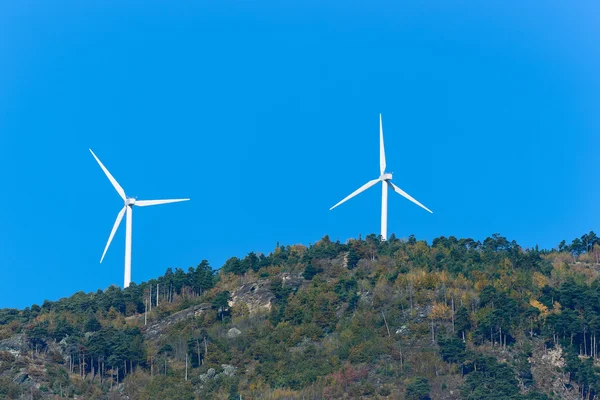 Rüzgar jeneratörleri — Stok fotoğraf