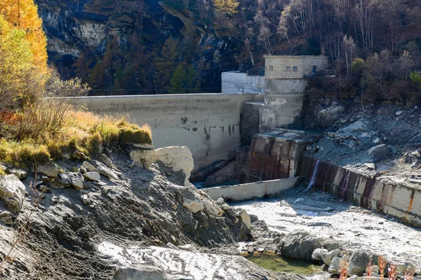 Dam-Les-Perreres — Stockfoto