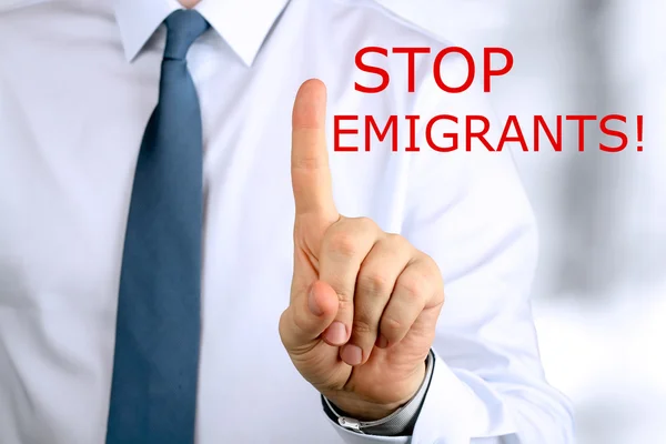 Man waarschuwing. Stop emigranten — Stockfoto