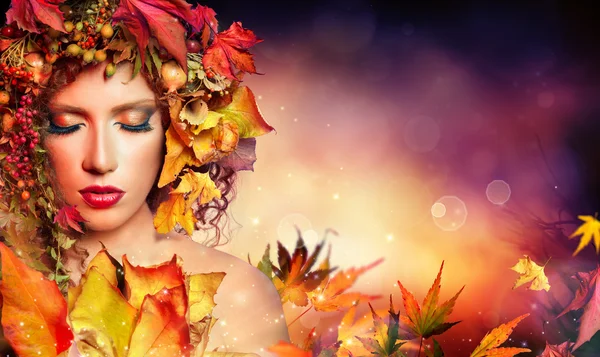 Magic autumn woman - beauty fashion model girl — Stock Photo, Image