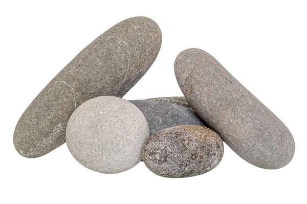 Farklı renklerde taşlar, izole edilmiş, kolajlarda kullanmak için farklı kompozisyonlarda istiflenmiş, stüdyoda doğal gün ışığında, yatay olarak çekilmiş..