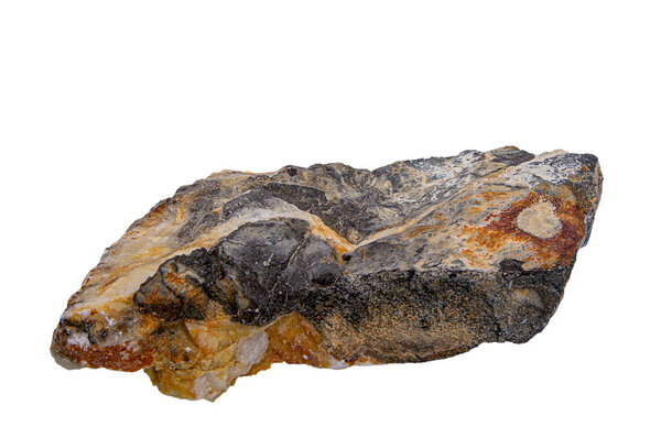 Грубые, тисненные, изолированные куски камней, смешанные с кварцем свободной формы, сфотографированные под разными углами в студии при естественном дневном свете.