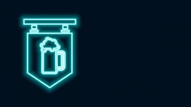 Siyah arka planda izole edilmiş bir bardak bira ikonu olan parlak neon çizgili sokak tabelası. Reklamlar için uygun bar, kafe, bar, restoran. 4K Video hareketli grafik canlandırması