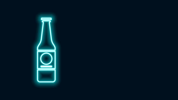 Świecąca neonowa linia Ikona butelki piwa odizolowana na czarnym tle. 4K Animacja graficzna ruchu wideo — Wideo stockowe