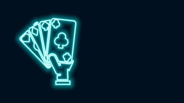 Zářící neonová čára Ruka drží karty ikonu izolované na černém pozadí. Návrh kasinové hry. Grafická animace pohybu videa 4K — Stock video