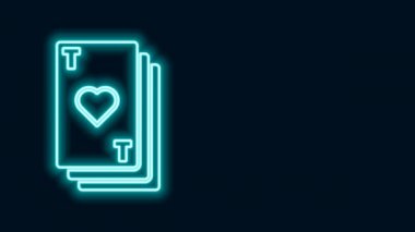 Parlayan neon çizgisi. Siyah arkaplanda kalp sembolü simgesi olan kart oyunu. Kumarhane kumarı. 4K Video hareketli grafik canlandırması