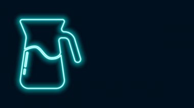 Siyah zemin üzerinde su ikonu olan parlak neon çizgili cam sürahi. Su için çaydanlık. İçme suyu dolu cam sürahi. 4K Video hareketli grafik canlandırması