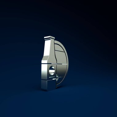 Mavi arka planda gümüş bira şişesi ve ahşap varil ikonu var. Minimalizm kavramı. 3d illüstrasyon 3B canlandırma.