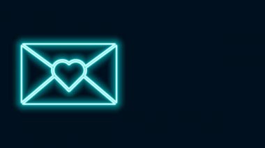 Parlayan neon hattı Zarfın içinde siyah arka planda Valentine 'ın kalp ikonu var. Mesaj aşkım. Aşk ve romantizm mektubu. 4K Video hareketli grafik canlandırması