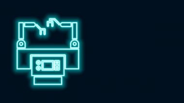 Parlayan neon hattı Assembly çizgi simgesi siyah arkaplanda izole edildi. Otomatik üretim taşıyıcısı. Robot endüstrisi konsepti. 4K Video hareketli grafik canlandırması