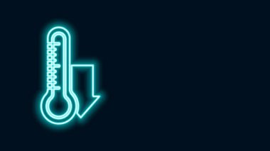 Parlayan neon hattı Meteoroloji termometresi siyah arkaplanda izole edilmiş ikonu ölçüyor. Termometre termometresi sıcak ya da soğuk hava gösteriyor. 4K Video hareketli grafik canlandırması