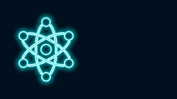 Világító neon vonal Atom ikon elszigetelt fekete háttérrel. A tudomány, az oktatás, a nukleáris fizika és a tudományos kutatás szimbóluma. 4K Videó mozgás grafikus animáció — Stock videók