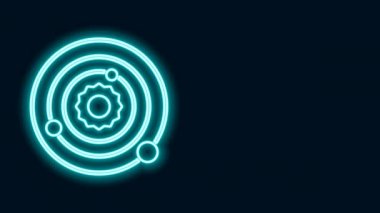 Parlayan neon hattı güneş sistemi simgesi siyah arkaplanda izole edildi. Gezegenler yıldızın etrafında dönerler. 4K Video hareketli grafik canlandırması