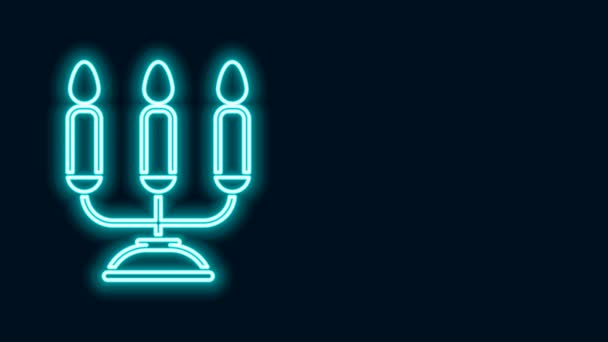 Glödande neon linje Candelabrum med tre ljusstakar ikon isolerad på svart bakgrund. 4K Video motion grafisk animation — Stockvideo