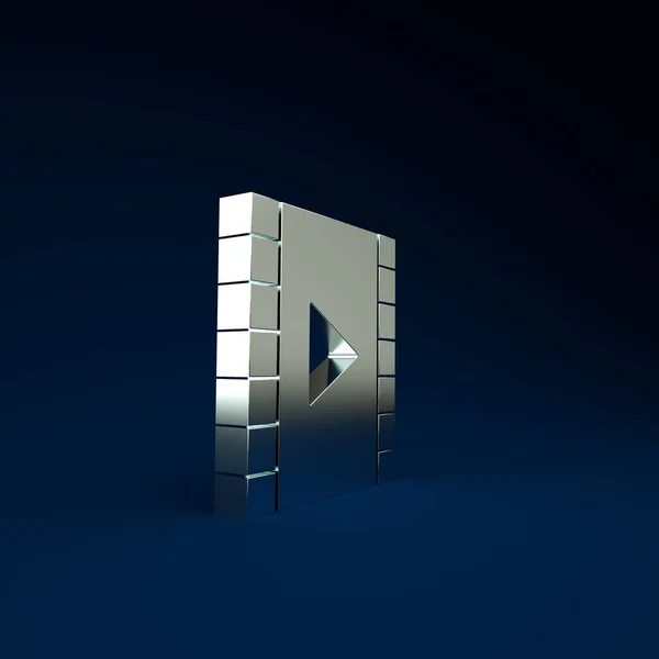 Icono Silver Play Video aislado sobre fondo azul. Película de tira con señal de juego. Concepto minimalista. 3D ilustración 3D render — Foto de Stock