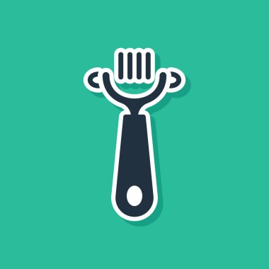 Yeşil arka planda bulunan köpek ve kedi ikonu için mavi saç fırçası. Hayvan kürkü için fırça. Hayvan aksesuarı. Vektör.