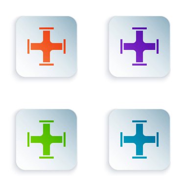 Renk Endüstrisi metalik boru simgesi beyaz arkaplanda izole edildi. Tesisat boru hattının farklı şekillerde parçaları. Kare düğmelere renkli simgeleri yerleştir. Vektör.