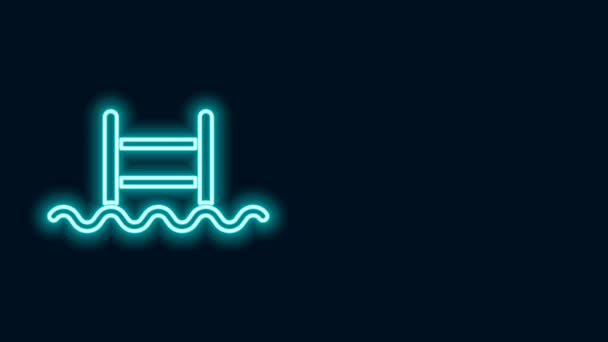 Gloeiende neon lijn Zwembad met ladder pictogram geïsoleerd op zwarte achtergrond. 4K Video motion grafische animatie — Stockvideo