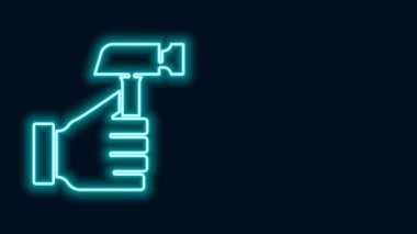 Parlayan neon hattı Çekiç simgesi siyah arkaplanda izole edildi. Tamir için bir araç. 4K Video hareketli grafik canlandırması