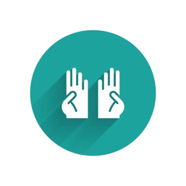 Uzun gölgeli beyaz lastik eldiven ikonu. Lateks el koruması işareti. Ev işi temizlik ekipmanları sembolü. Yeşil daire düğmesi. Vektör.