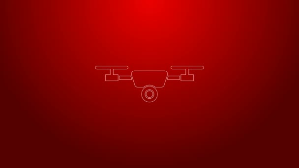 Yeşil Hat Drone kırmızı arka planda izole edilmiş aksiyon video kamera ikonu ile uçuyor. Video ve fotoğraf makinesi sembollü dörtlü helikopter. 4K Video hareketli grafik canlandırması — Stok video
