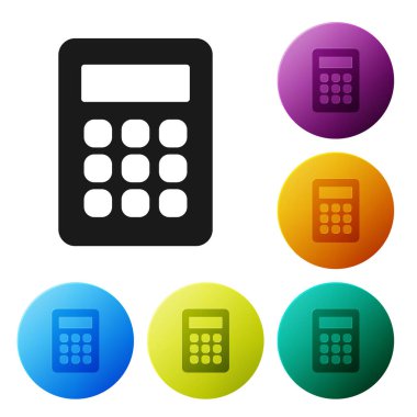 Siyah Hesap Makinesi simgesi beyaz arkaplanda izole edildi. Muhasebe sembolü. İş hesaplamaları matematik eğitimi ve finans. Simgeleri renk daire düğmelerine ayarla. Vektör.