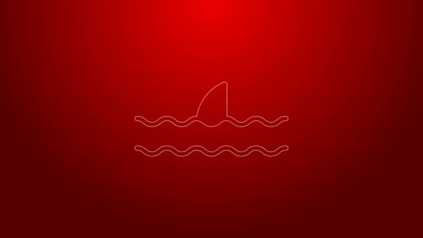 Πράσινη γραμμή πτερύγιο καρχαρία στο εικονίδιο κύμα ωκεανού απομονώνονται σε κόκκινο φόντο. 4K Γραφική κίνηση κίνησης βίντεο — Αρχείο Βίντεο