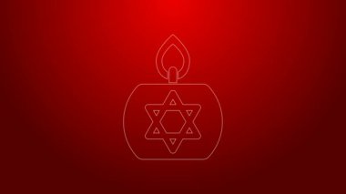 Yeşil çizgi, kırmızı arka planda izole edilmiş David ikonu yıldızıyla şamdanda mum yakıyor. Silindirik mum çubuğu ve yanan ateş. 4K Video hareketli grafik canlandırması