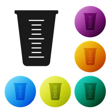 Beyaz zemin üzerinde izole edilmiş kuru ve sıvı yiyecek ikonunu ölçmek için siyah ölçü kabı. Plastik şişenin sapı var. Simgeleri renk daire düğmelerine ayarla. Vektör.
