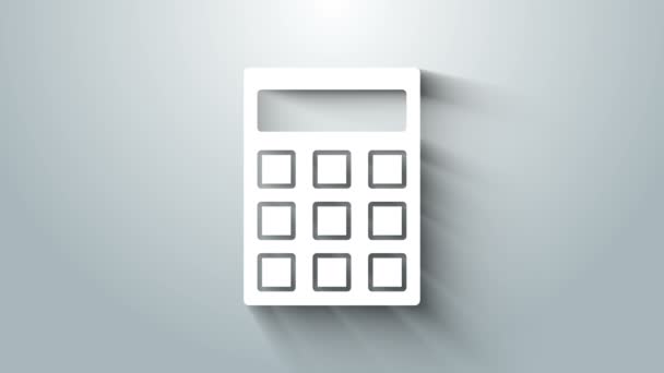 Icono de la calculadora blanca aislado sobre fondo gris. Símbolo contable. Cálculos de negocio matemáticas educación y finanzas. Animación gráfica de vídeo 4K — Vídeos de Stock