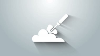 Beyaz Bahçe küreği ya da yerdeki kürek ikonu gri arkaplanda izole edilmiş. Bahçe aletleri. Bahçecilik, tarım, çiftçilik aleti. 4K Video hareketli grafik canlandırması