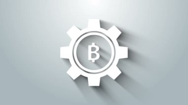 Beyaz Kripto Para Parası Bitcoin simgesi gri arka planda izole edildi. Vites ve Bitcoin ayarı. Engelleme zinciri tabanlı şifreli para birimi. 4K Video hareketli grafik canlandırması