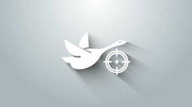 Gri arkaplanda hedef ikonu olan ördek üzerinde beyaz av. Ördekli ve hedefli av kulübü logosu. Tüfek merceği ördeğe nişan alıyor. 4K Video hareketli grafik canlandırması
