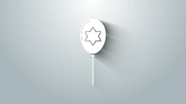 Beyaz Balonlar ve kurdeleli David ikonu yıldızı gri arka planda izole edilmiş. İsrail bayraklı balon. 4K Video hareketli grafik canlandırması
