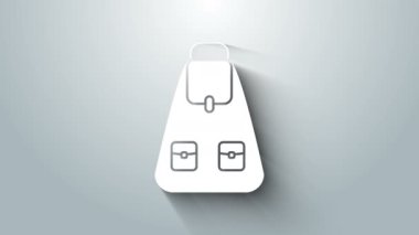 Beyaz Okul sırt çantası simgesi gri arkaplanda izole edildi. 4K Video hareketli grafik canlandırması