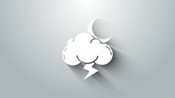 Білий шторм ізольований на сірому фоні. Хмара з блискавкою і місячним знаком. Повітряна ікона бурі. 4K Відеографічна анімація — стокове відео