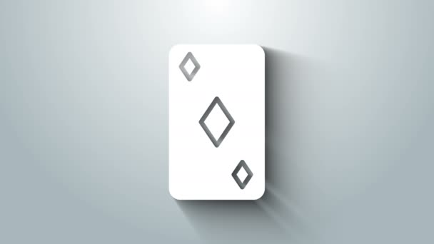 Белая игральная карта с символом алмазов, выделенная на сером фоне. Игры в казино. Видеографическая анимация 4K — стоковое видео