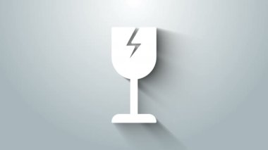 Gri arka planda izole edilmiş beyaz kırılgan cam sembol dağıtım kutuları simgesi. 4K Video hareketli grafik canlandırması