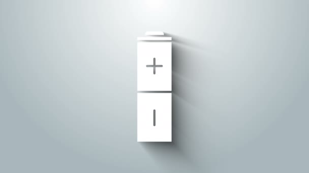 Белый значок батареи изолирован на сером фоне. Символ молнии. Видеографическая анимация 4K — стоковое видео