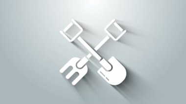 Beyaz kürek ve tırmık ikonu gri arka planda izole edildi. Bahçecilik, tarım, bahçıvanlık, çiftçilik aletleri. Toprak işçisi. 4K Video hareketli grafik canlandırması