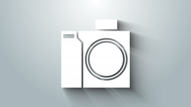 Cámara fotográfica blanca para el icono del buzo aislado sobre fondo gris. Icono de cámara fotográfica. Equipo submarino de buceo. Animación gráfica de vídeo 4K — Vídeo de stock