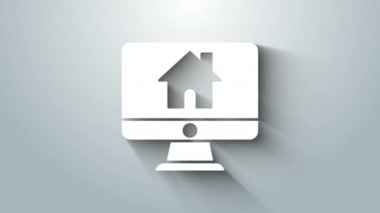 Akıllı ev simgesine sahip beyaz bilgisayar monitörü gri arkaplanda izole edildi. Uzaktan kumanda. 4K Video hareketli grafik canlandırması