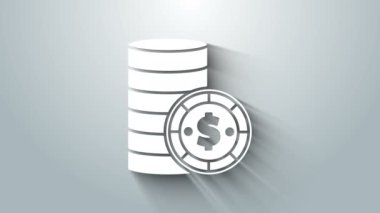 Gri arka planda dolar sembolü olan beyaz kumarhane çipi. Kumarhane kumarı. 4K Video hareketli grafik canlandırması