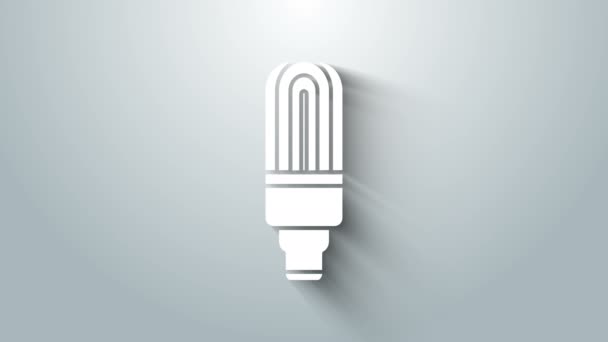 白色LED電球アイコンは灰色の背景に隔離されています。経済的なLED照明電球。エネルギーランプを節約。4Kビデオモーショングラフィックアニメーション — ストック動画