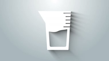 Beyaz Laboratuvar cam süslemesi ya da beher ikonu gri arka planda izole edilmiş. 4K Video hareketli grafik canlandırması