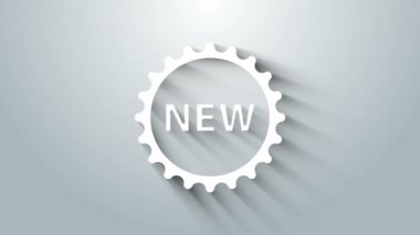 Üzerinde gri arkaplanda yeni bir simge bulunan Beyaz Fiyat etiketi. Rozet fiyatına. Reklam etiketi indirimi. 4K Video hareketli grafik canlandırması