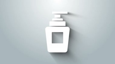 Beyaz şampuan şişesi gri arka planda izole edilmiş. 4K Video hareketli grafik canlandırması