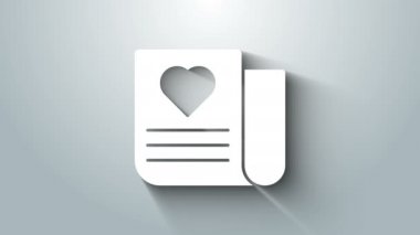 Gri arkaplanda Sevgililer Günü kalp ikonu olan beyaz zarf. Mesaj aşkım. Aşk ve romantizm mektubu. 4K Video hareketli grafik canlandırması